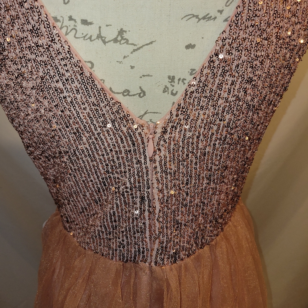 Maniju Peach/Pink Prom Sequined Dress - Picture 8 of 13